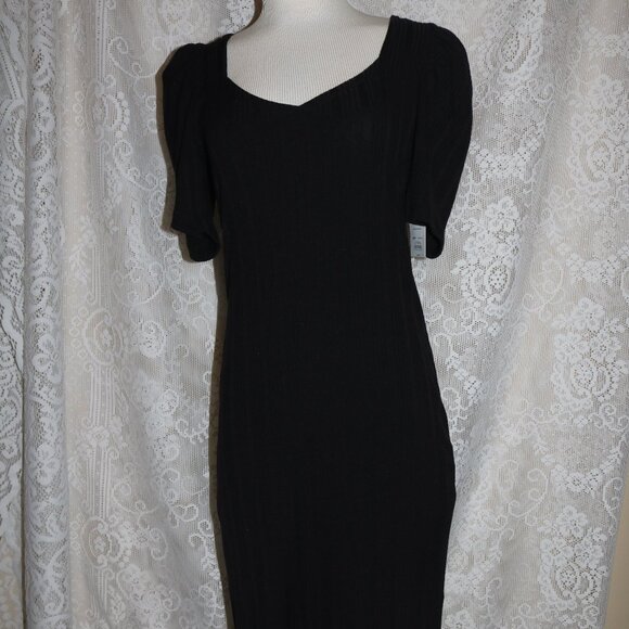 Nine West Dresses & Skirts - Nine West shirt dress snug fit size medium NWT
